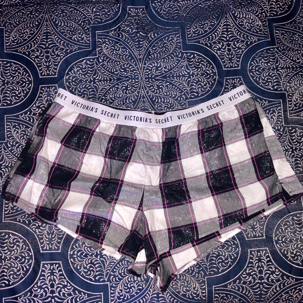 Victoria’s Secret Pajama Shorts 😍🔥